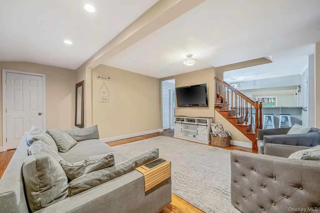 291 Terry Road Smithtown NY 11787