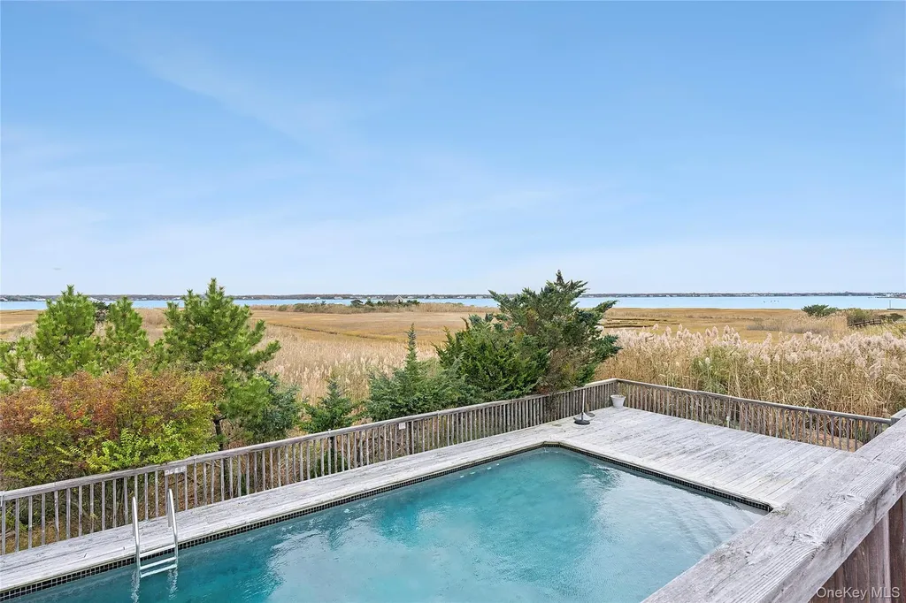 542 Dune Road Westhampton NY 11977