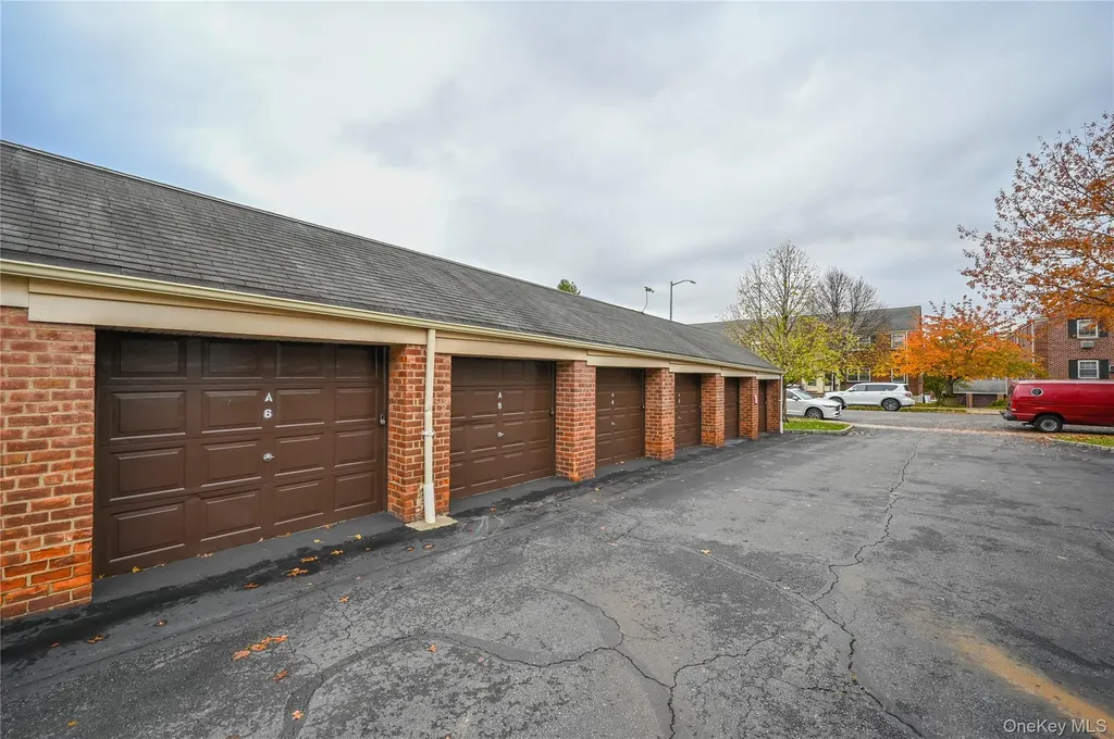69-25 215th Bayside NY 11364