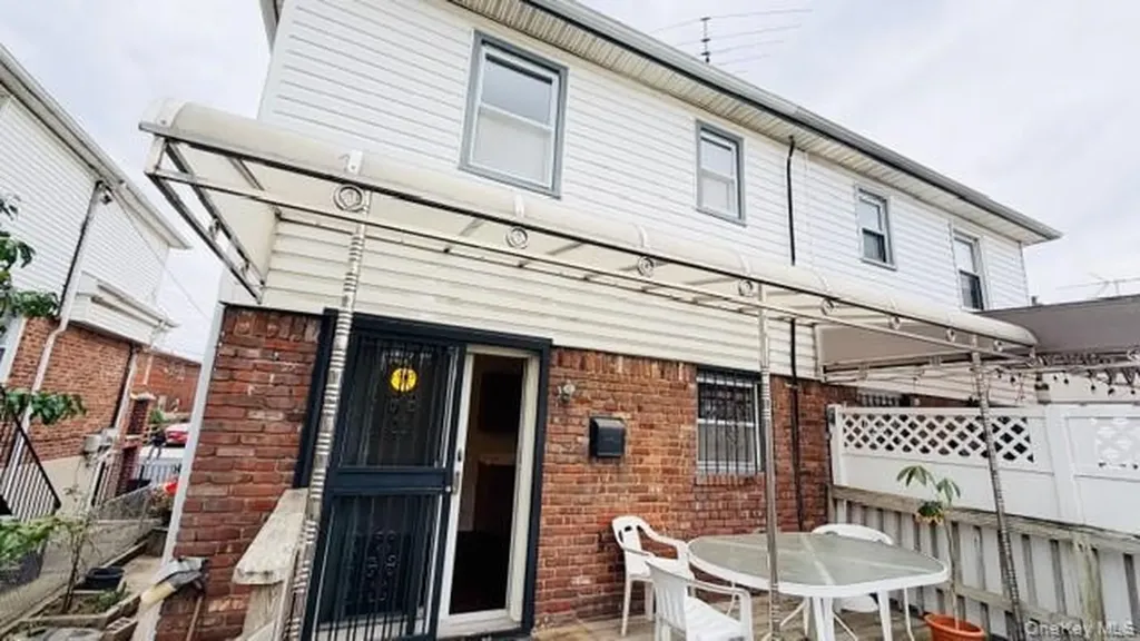 14315 22nd Road Whitestone NY 11357