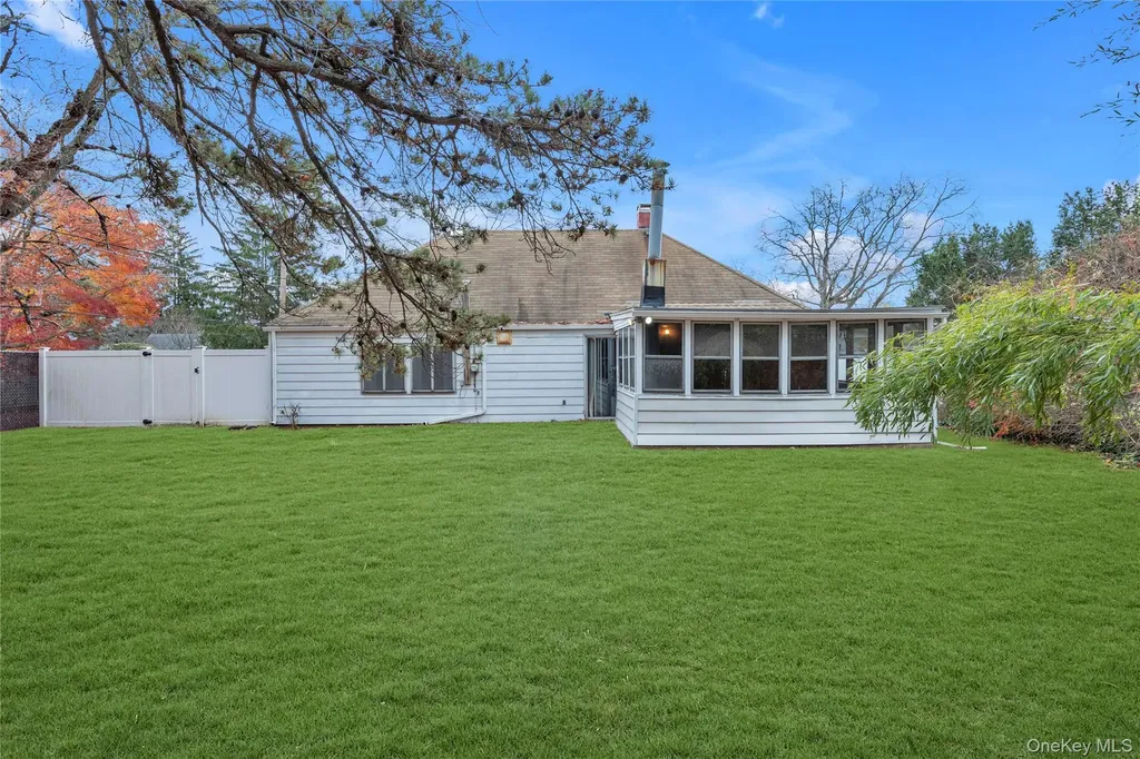 96 Split Cedar Drive Islandia NY 11749