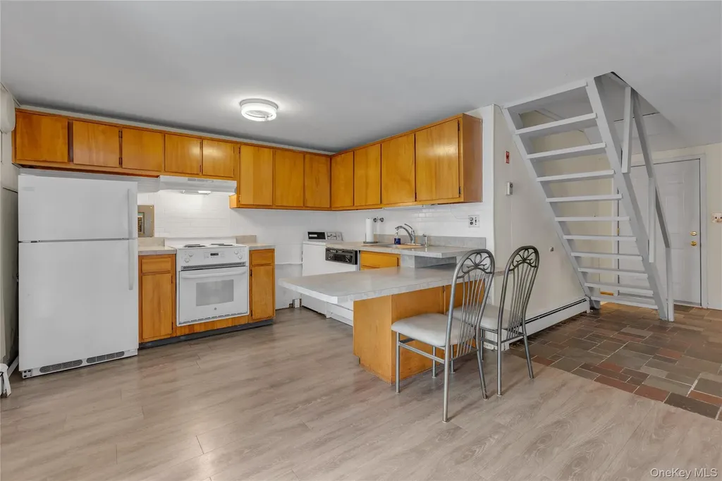 96 Split Cedar Drive Islandia NY 11749