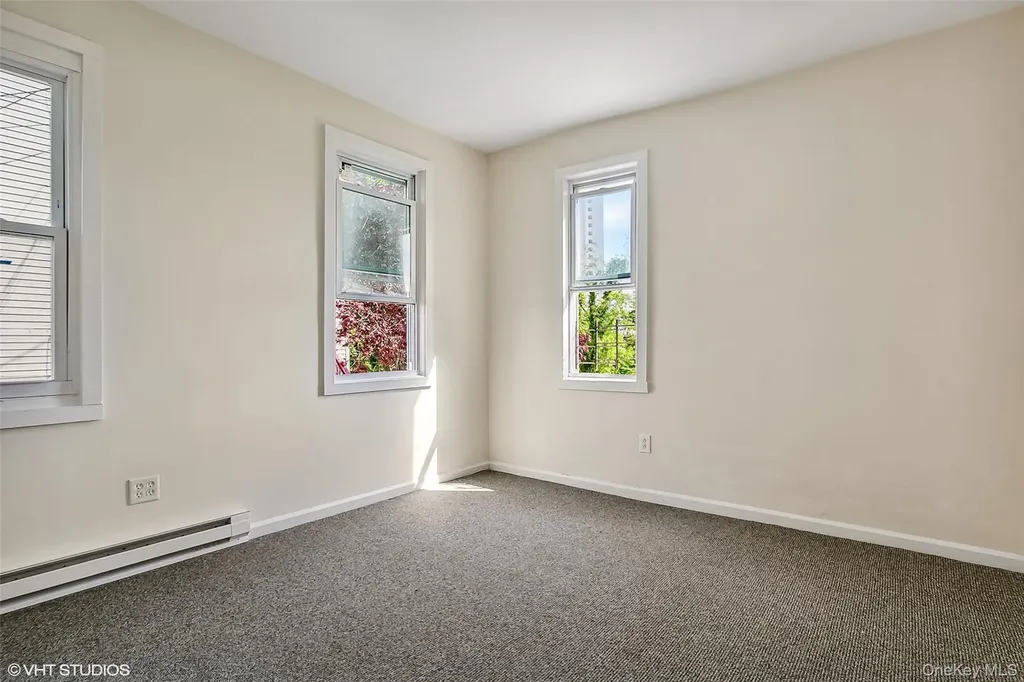 15 Stewart Place Yonkers NY 10701