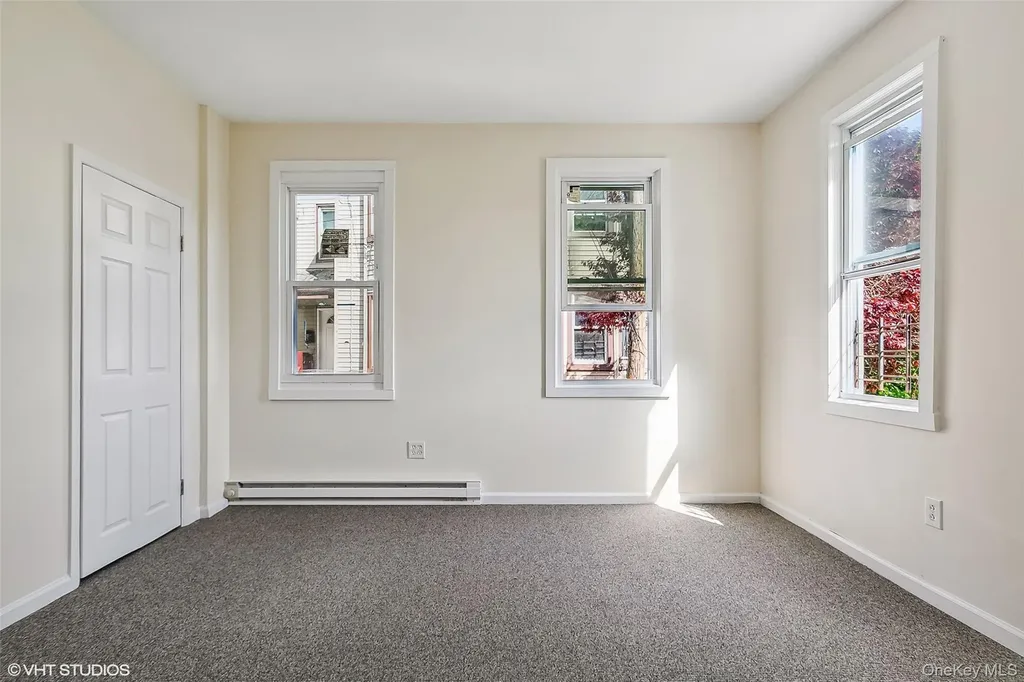 15 Stewart Place Yonkers NY 10701