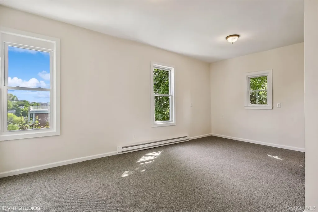 15 Stewart Place Yonkers NY 10701