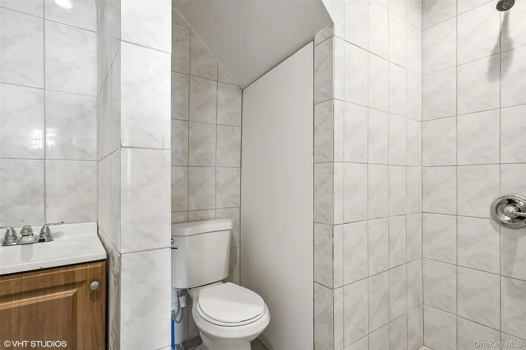 15 Stewart Place Yonkers NY 10701