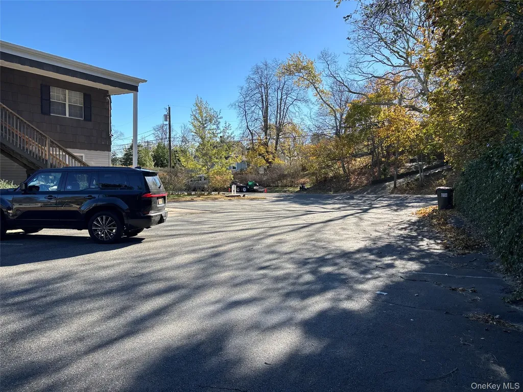 40 Canoe Place Road Hampton Bays NY 11946