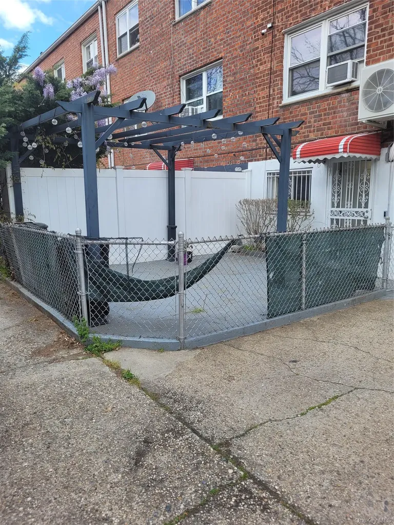 1186 E 56th Street Brooklyn NY 11234