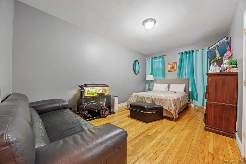 3394 Wayne Avenue Bronx NY 10467