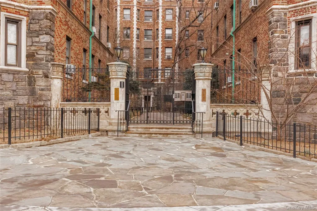 3394 Wayne Avenue Bronx NY 10467