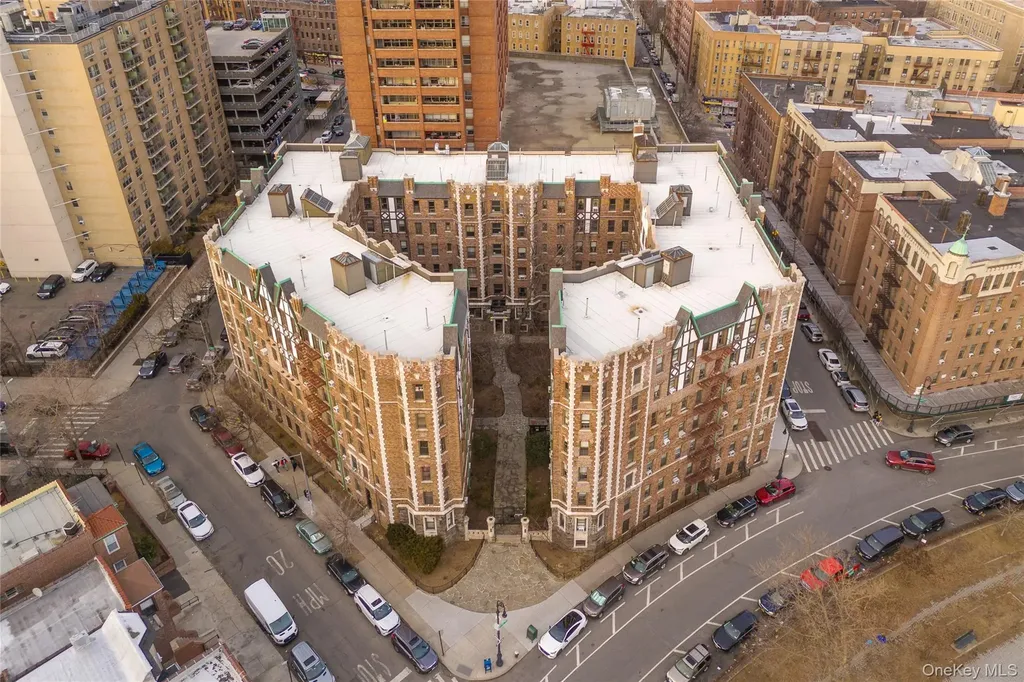 3394 Wayne Avenue Bronx NY 10467