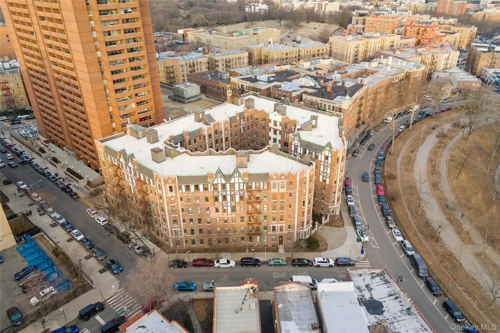 3394 Wayne Avenue Bronx NY 10467