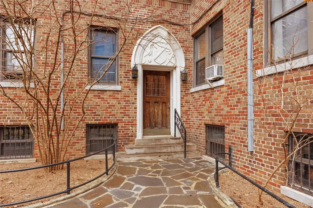 3394 Wayne Avenue Bronx NY 10467