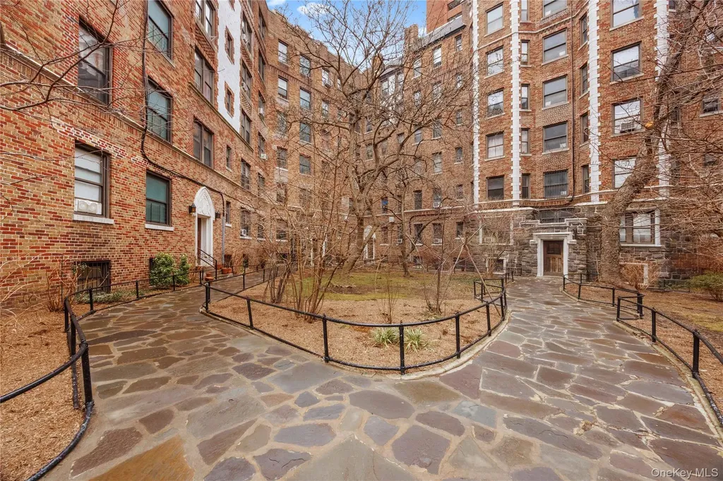 3394 Wayne Avenue Bronx NY 10467