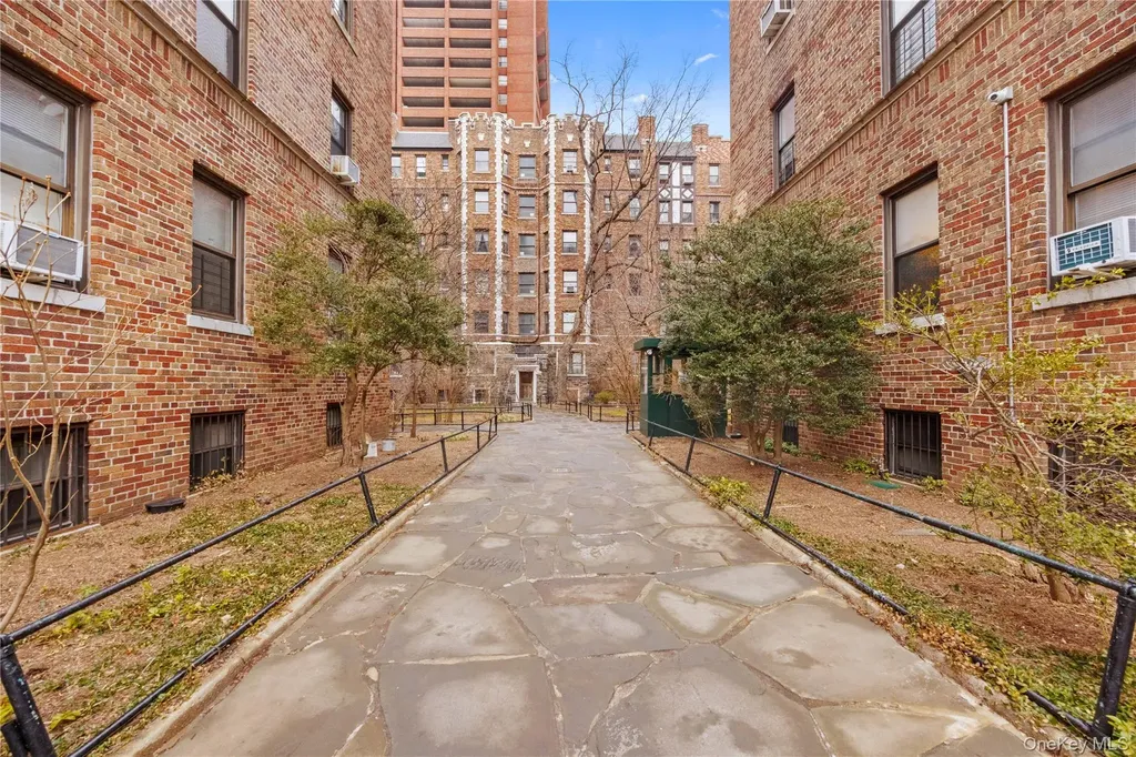 3394 Wayne Avenue Bronx NY 10467