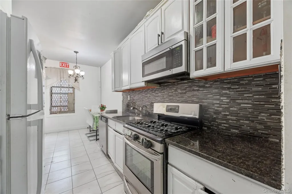 3394 Wayne Avenue Bronx NY 10467
