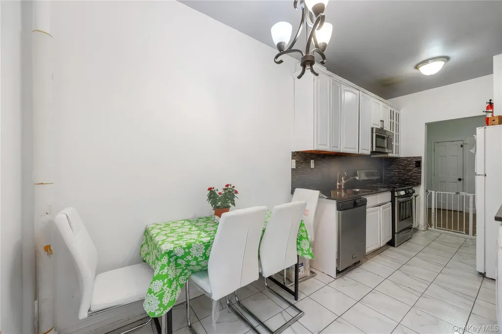 3394 Wayne Avenue Bronx NY 10467
