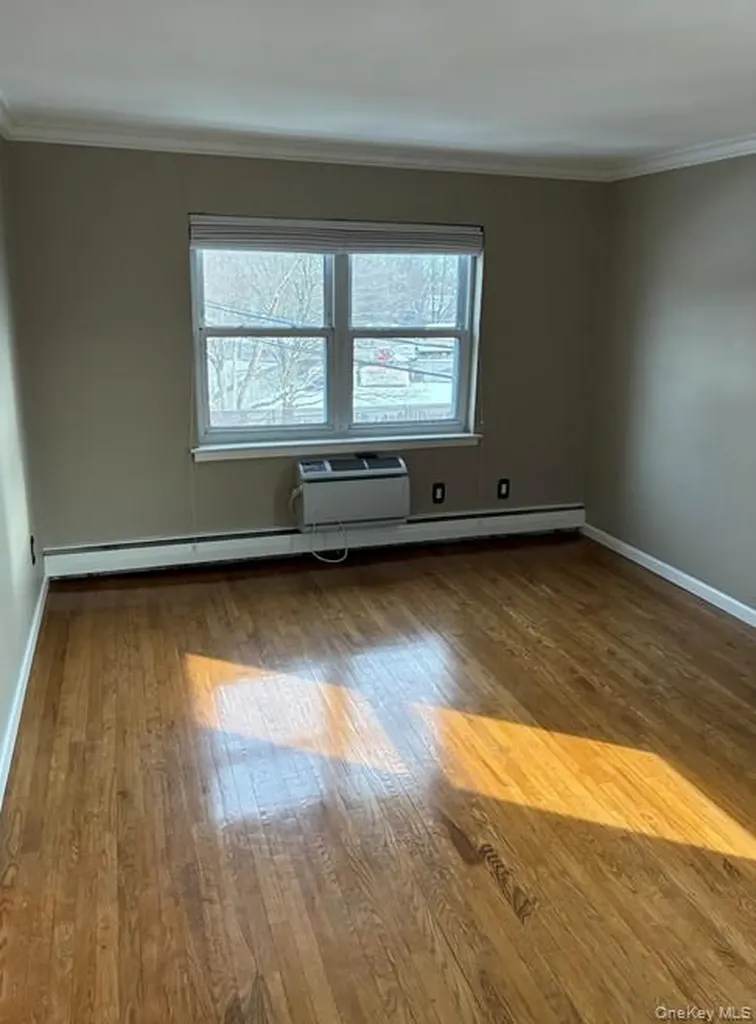 206 Farber Drive West Babylon NY 11704