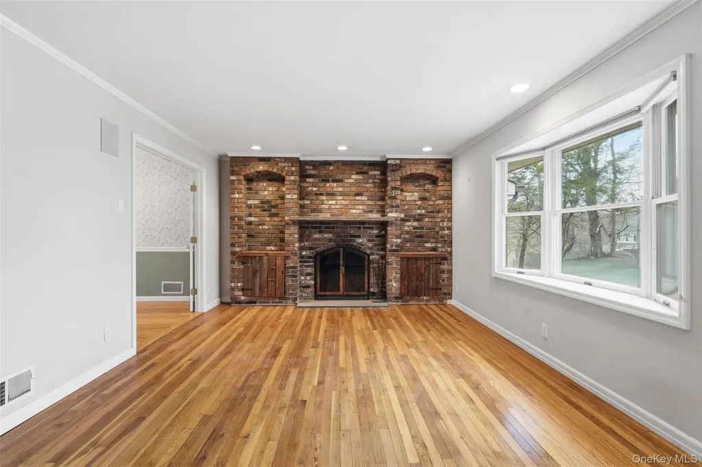 176 Barker Street Mount Kisco NY 10549