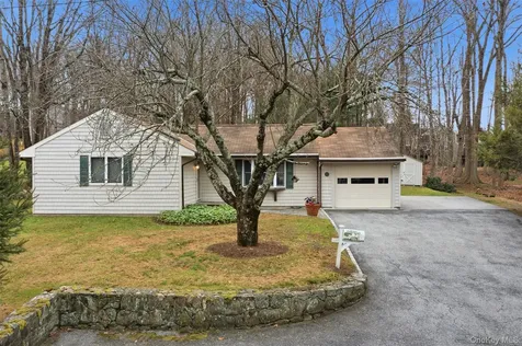 176 Barker Street Mount Kisco NY 10549