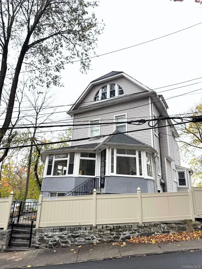 17 Landscape Avenue Yonkers NY 10705