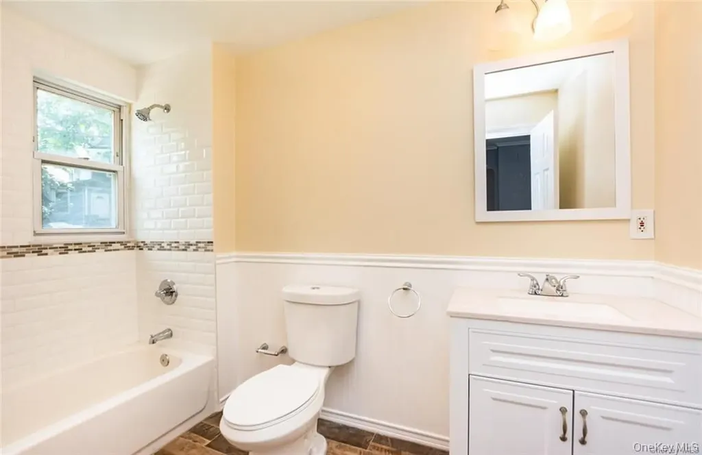 17 Landscape Avenue Yonkers NY 10705
