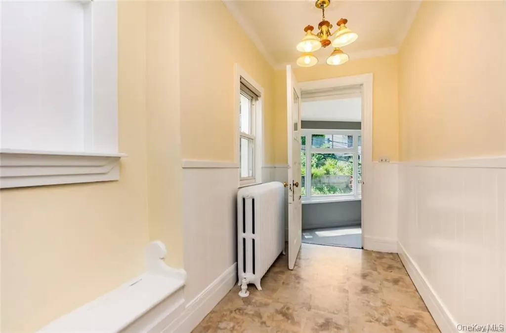 17 Landscape Avenue Yonkers NY 10705