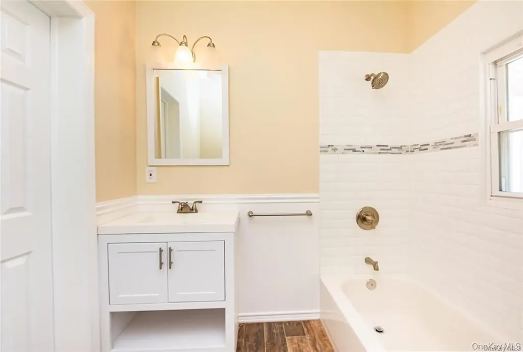 17 Landscape Avenue Yonkers NY 10705