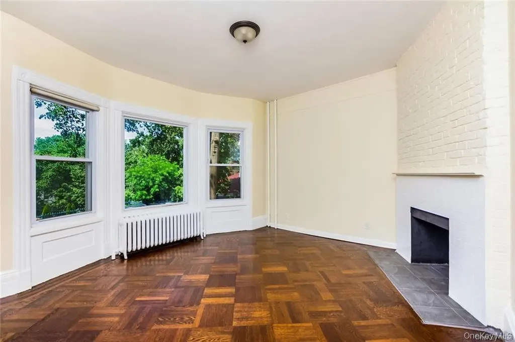 17 Landscape Avenue Yonkers NY 10705