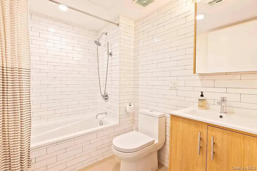116 Covert Street Brooklyn NY 11207