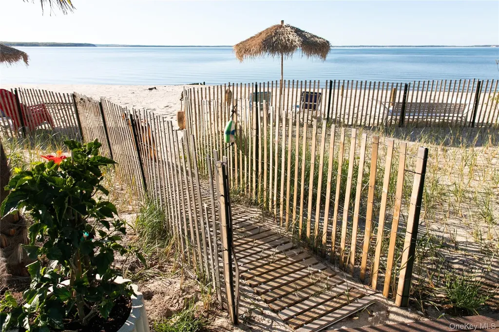 610 Park Avenue Mattituck NY 11952