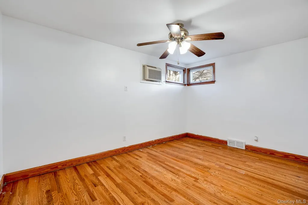 15 Franklin Road Hyde Park NY 12538