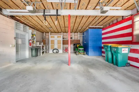 15 Franklin Road Hyde Park NY 12538