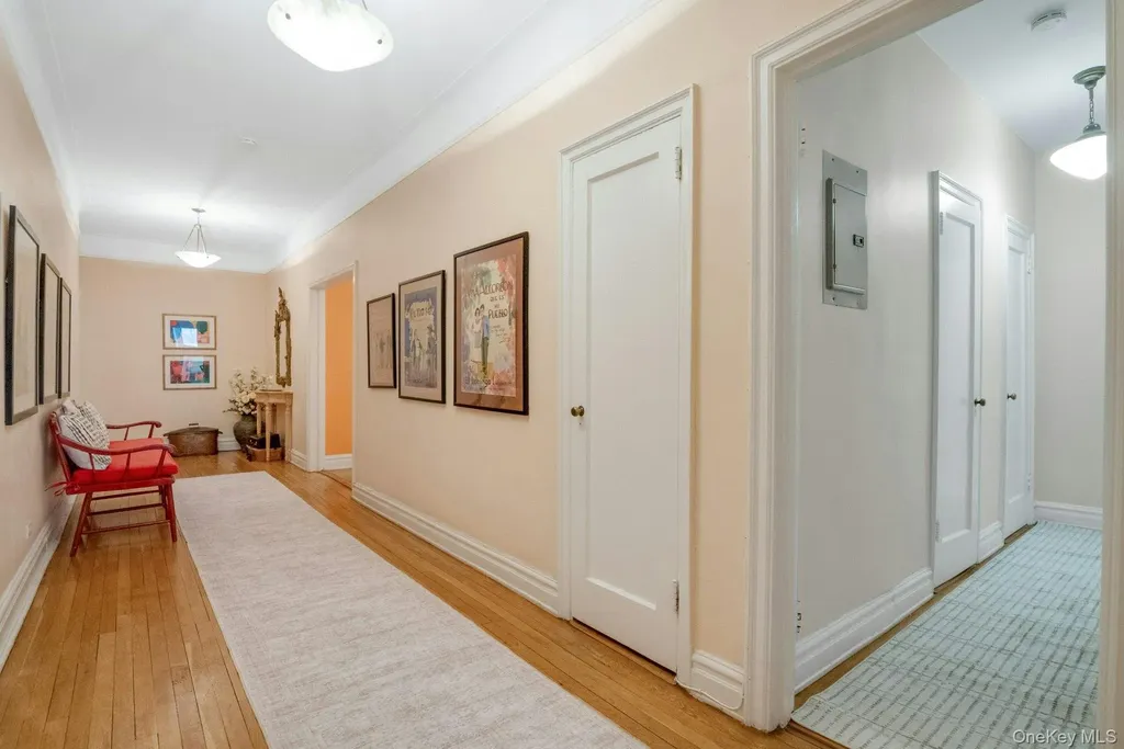 25 Parkview Avenue Bronxville NY 10708