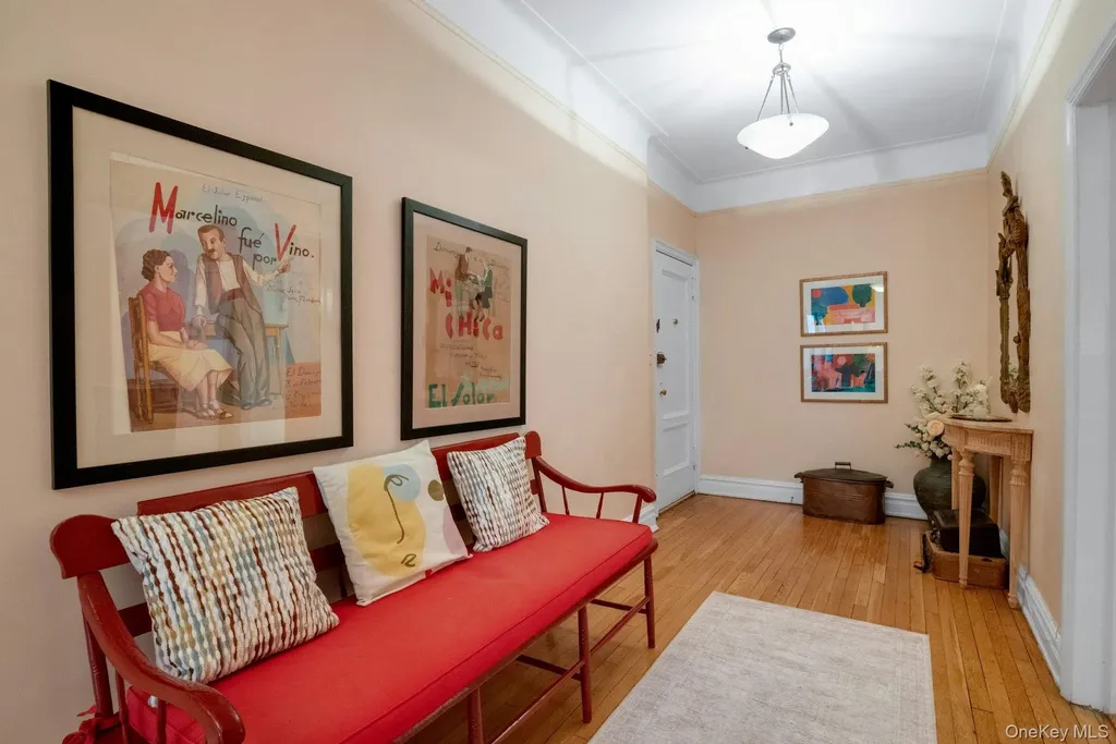 25 Parkview Avenue Bronxville NY 10708