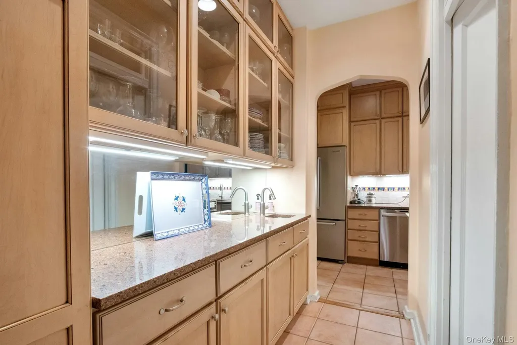 25 Parkview Avenue Bronxville NY 10708