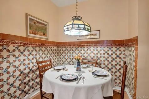 25 Parkview Avenue Bronxville NY 10708