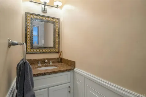 25 Parkview Avenue Bronxville NY 10708