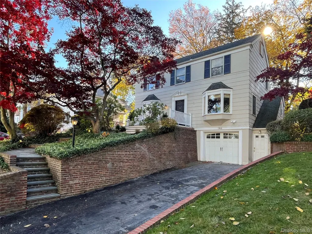 146 Quaker Ridge Road Manhasset NY 11030
