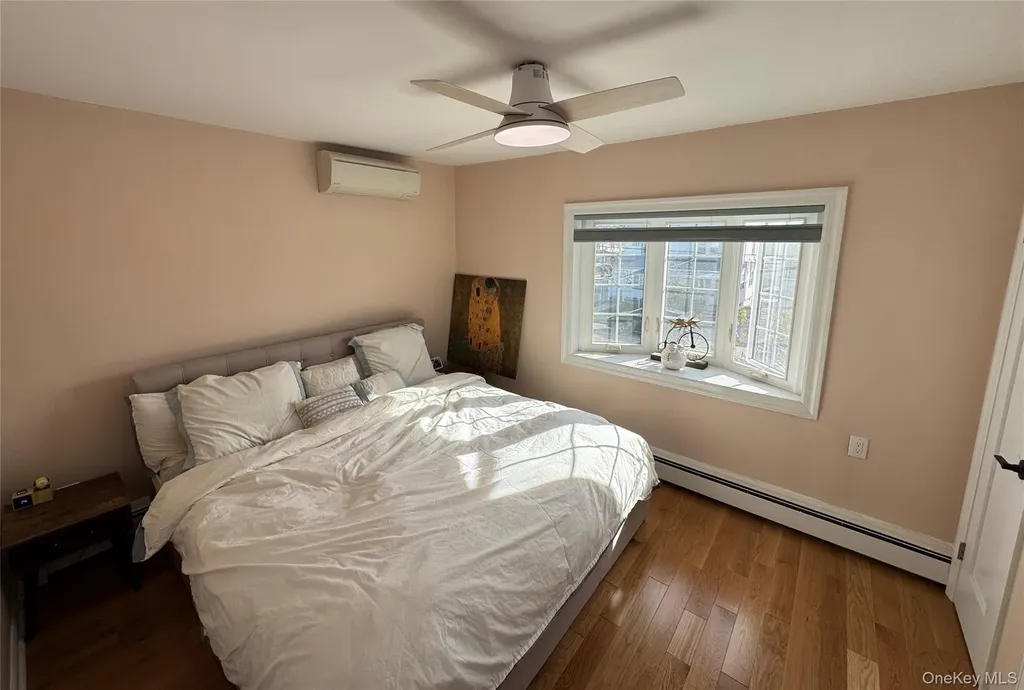 20015 33rd Avenue Bayside NY 11361