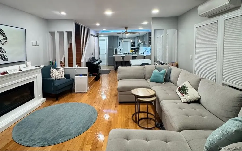 20015 33rd Avenue Bayside NY 11361