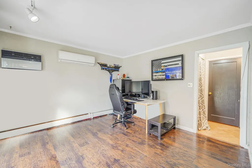 18 Chickadee Lane Levittown NY 11756