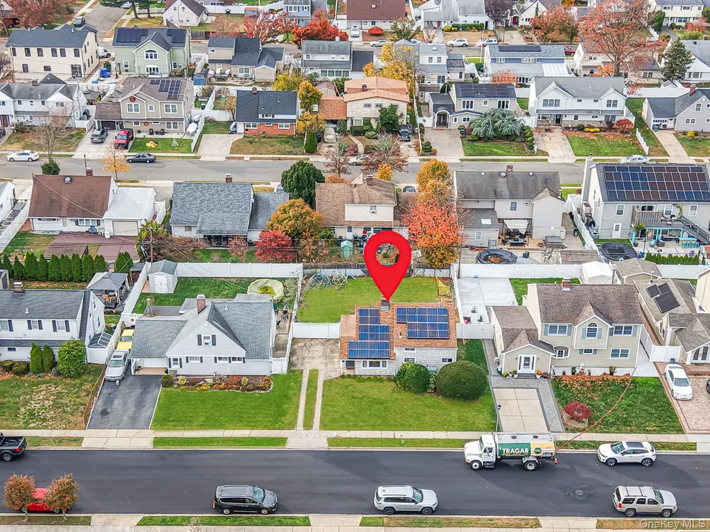 18 Chickadee Lane Levittown NY 11756