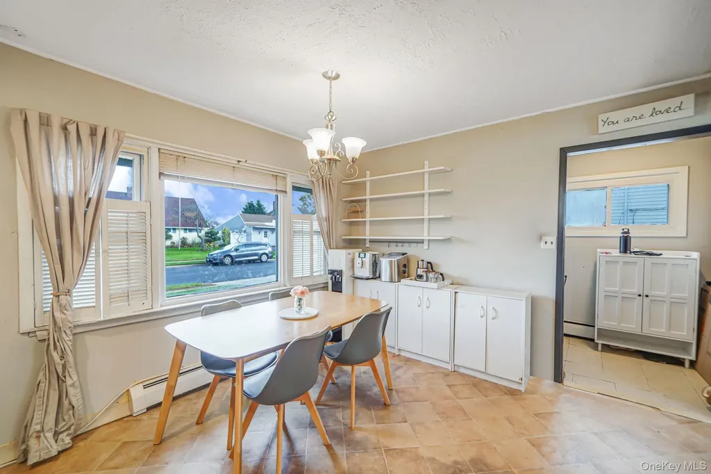 18 Chickadee Lane Levittown NY 11756
