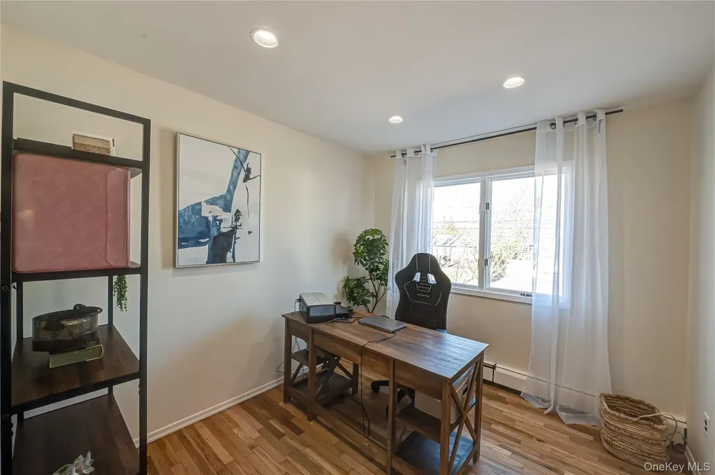 928 Peconic Avenue West Babylon NY 11704