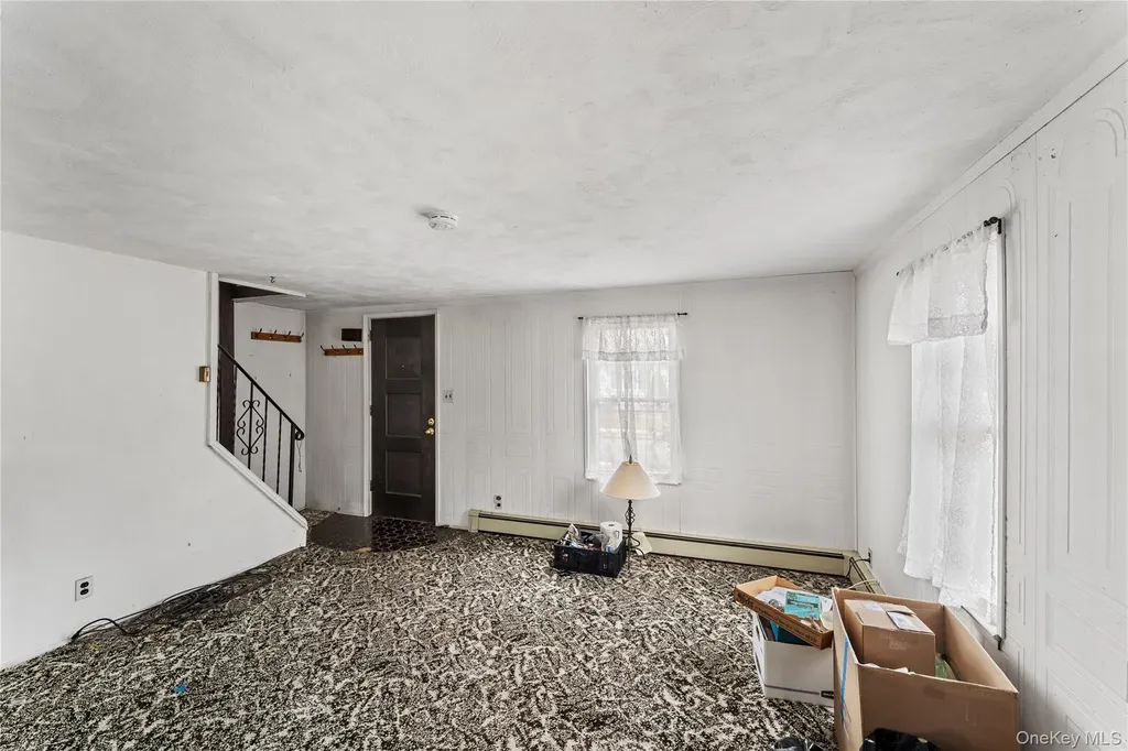 160 Lanier Place Westbury NY 11590