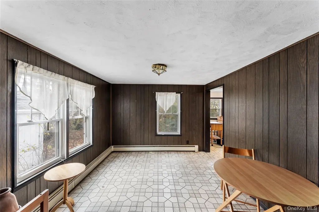 160 Lanier Place Westbury NY 11590
