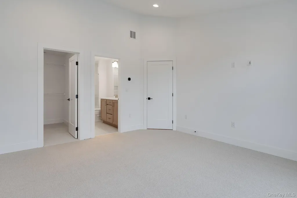 4044 Chestnut Ridge Road Fishkill NY 12524