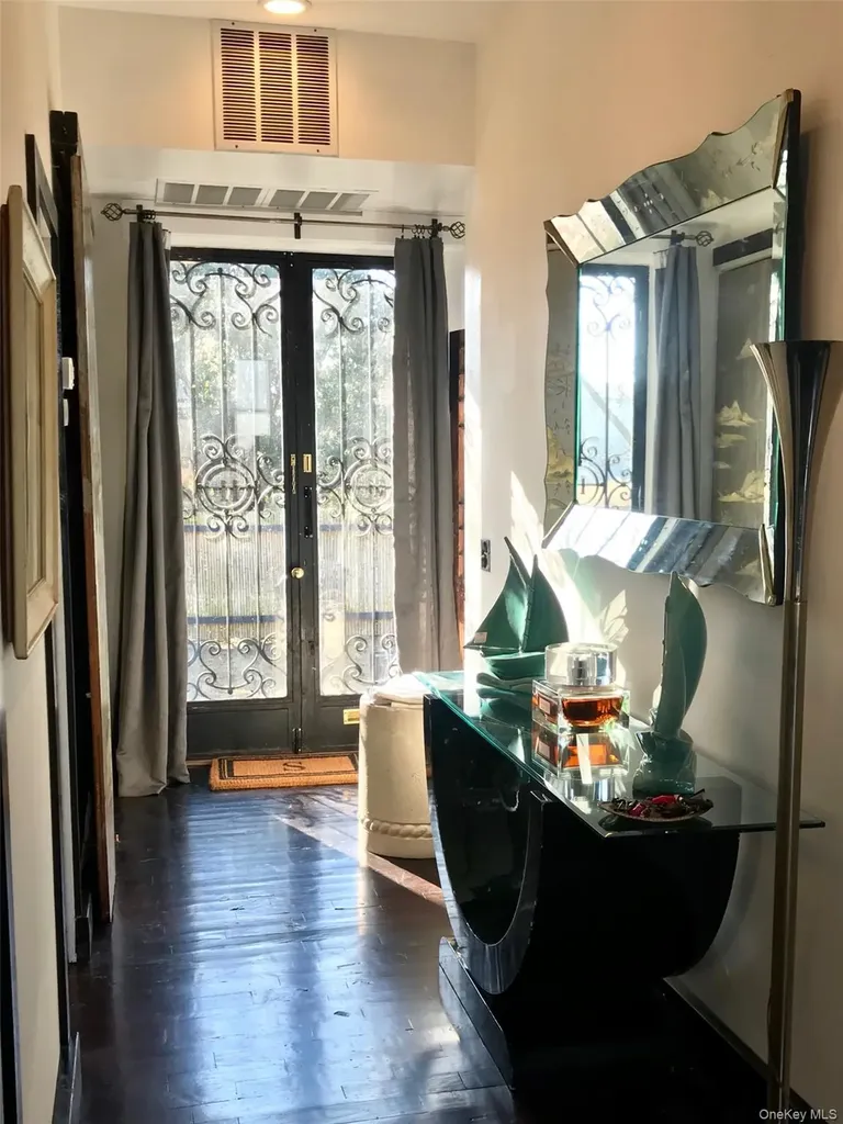 23 Wavecrest Drive Mastic Beach NY 11951