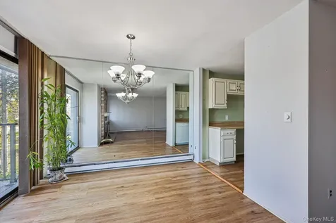 107 N Broadway White Plains NY 10601